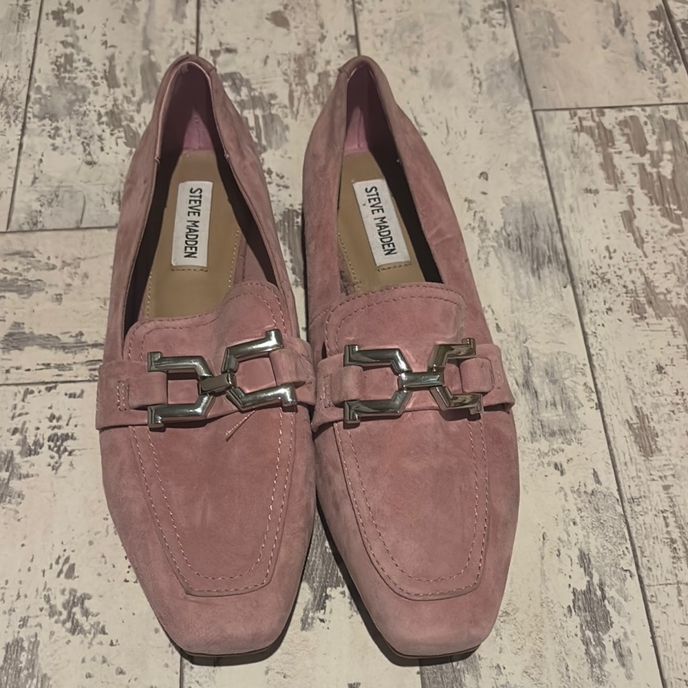 Steve Madden Mauve Suede Loafers with Silver Accent